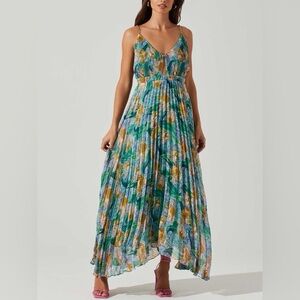 ASTR Loralee Pleated Floral Maxi Dress Green Blue Gold